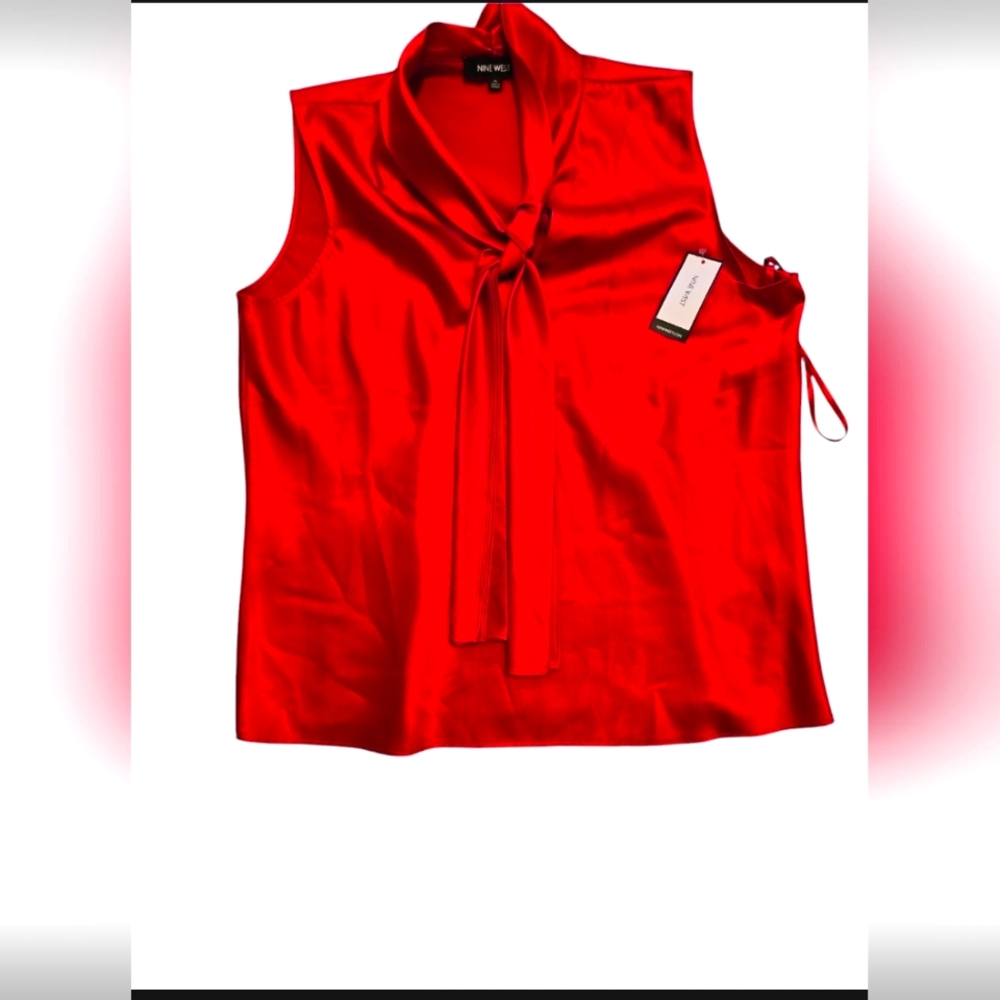 Red Sleeveless Top Nine West